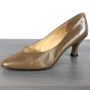 Vintage Etienne Aigner Priscila Leather Pumps Heels Size 8.5M Taupe Old Money